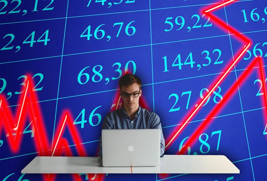 1至7月国家铁路发送货物23.31亿吨,创历史同期新高